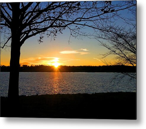 Sunsets Photographs Metal Print featuring the photograph Sunset On The Potomac by Emmy Vickers