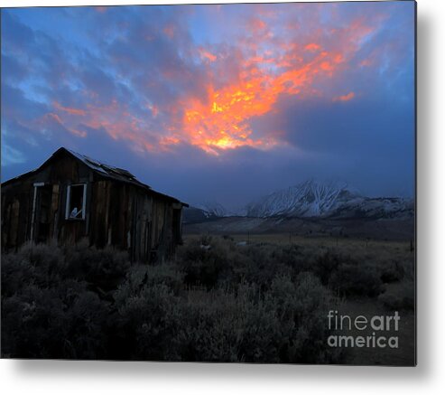 June Lake Metal Print featuring the photograph The Shack V.2 by Paul Foutz