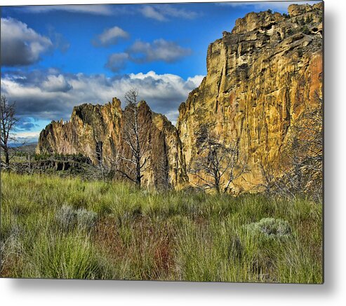 Smith Rock State Park Metal Print featuring the photograph Smith Rock #1 by Bonnie Bruno