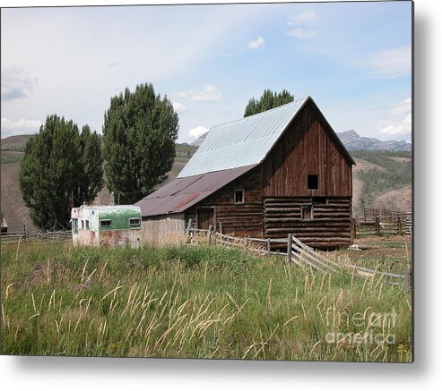 Trailor Metal Print featuring the photograph Trailor by Jim Goodman