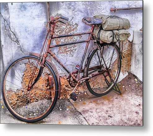 Bike Metal Print featuring the photograph 10119 Rusty Wheels by Pamela Williams