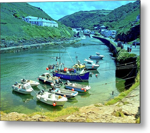 Places Metal Print featuring the photograph Boscastle by Richard Denyer