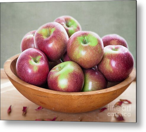 Fruit Apples Wooden Bowl Metal Print featuring the photograph Macoun Apples by Ann Jacobson
