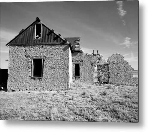 Black And White Metal Print featuring the photograph Mystery Ranch No. 1 by Brad Hodges