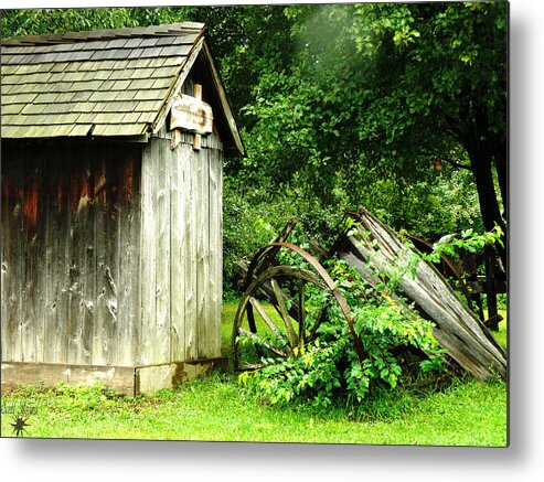 Hovind Metal Print featuring the photograph Old Wood Shed by Scott Hovind
