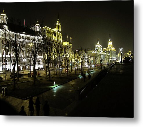 Bund Metal Print featuring the photograph The Bund - Shanghai's famous waterfront by Alexandra Till