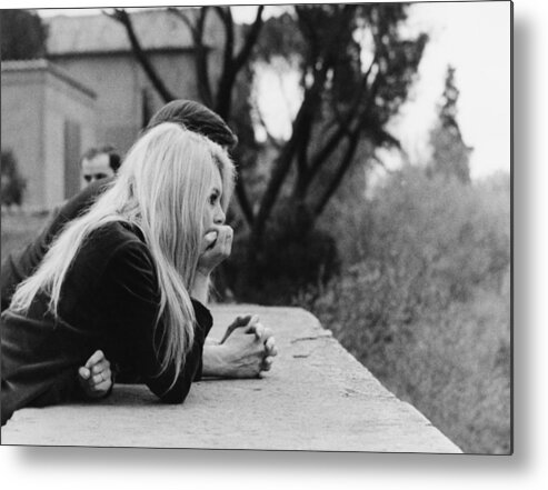 Husband Metal Print featuring the photograph Brigitte Bardot And Gunther Sachs by Keystone-france