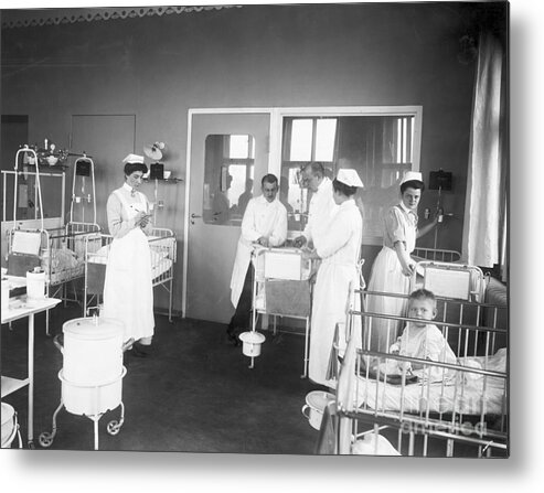 Working Metal Print featuring the photograph New York Childrens Hospital by Bettmann