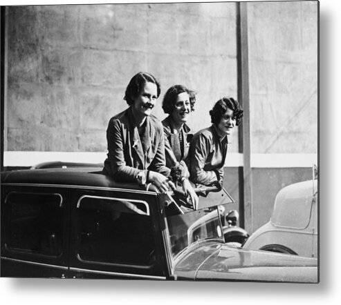 People Metal Print featuring the photograph The Naismith Sisters by Topical Press Agency