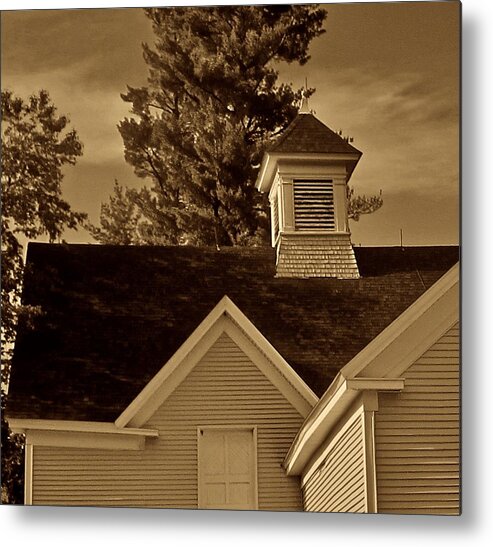 Barn Metal Print featuring the photograph A Corner of New England #1 by Elizabeth Tillar
