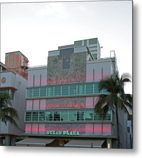 Art Deco Metal Print featuring the photograph Art Deco - South Beach - Miami Beach by Richard Krebs