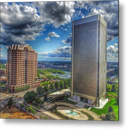 Richmond Metal Print featuring the photograph Federal Reserve Building by Kriss Wilson