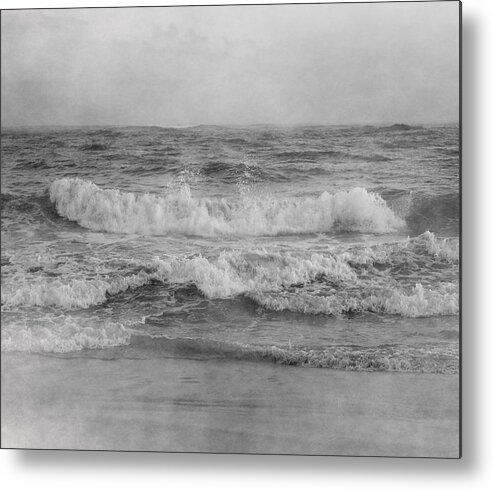 Sea Metal Print featuring the photograph Photo 34 by Lucie Dumas