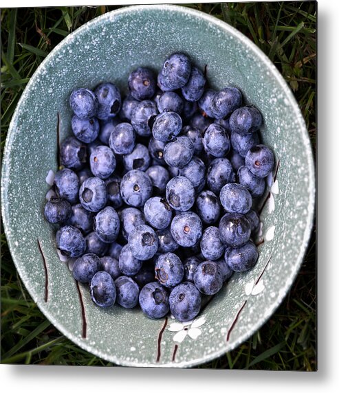 Berries Metal Print featuring the photograph A Bowl of Blue by Ronda Broatch