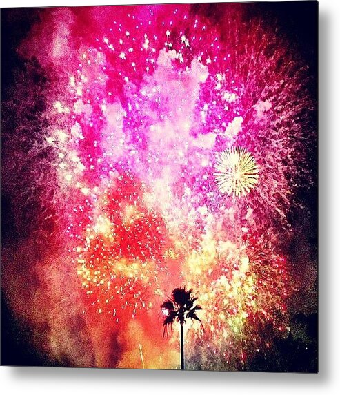 Happyholidays Metal Print featuring the photograph Fire In The Sky. #happyholidays #la by Samantha Ouellette