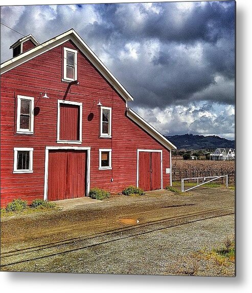 Sonomacounty Metal Print featuring the photograph Red Barn In Geyserville by Kent Griswold