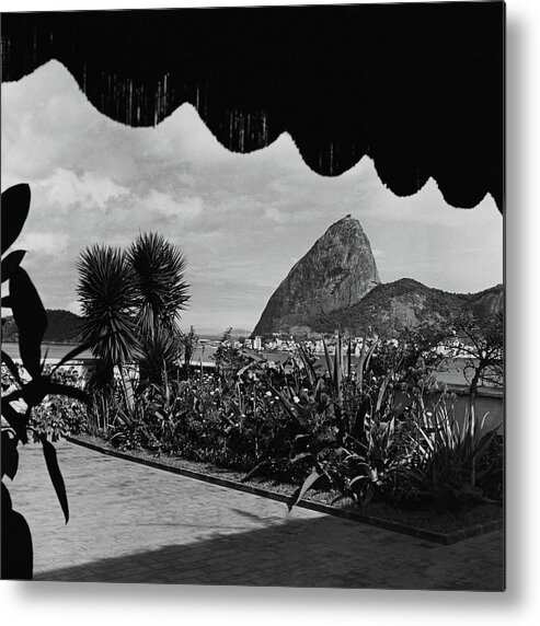 Exterior Metal Print featuring the photograph Sugarloaf Mountain Seen From The Patio At Carlos by Luis Lemus