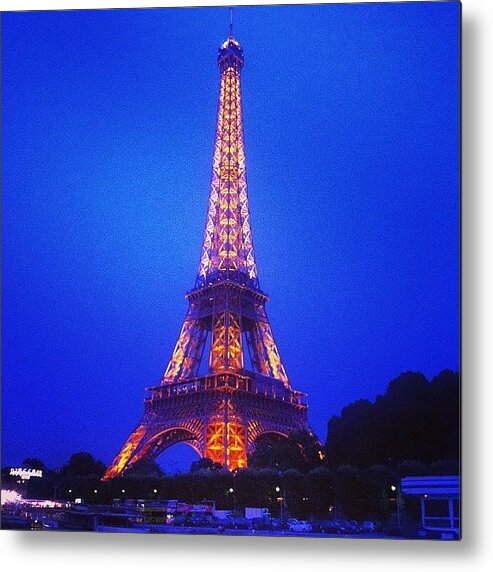 Nevergetsickofit Metal Print featuring the photograph Yes! I'm In Love With The Eiffel Tower by Michelle Aros