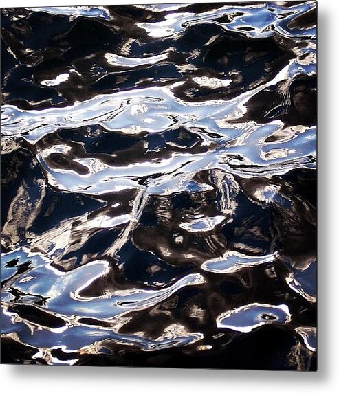 Iphoneonly Metal Print featuring the photograph Liquid Silver -Sydney by Carlos Macia Perez