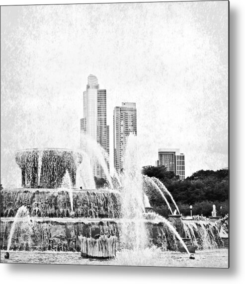 Buckingham Fountain Metal Print featuring the digital art Buckingham Fountain BW Vintage by Mary Pille