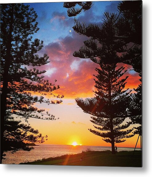 Sunrise Metal Print featuring the photograph Kiama Sunrise by Paru M