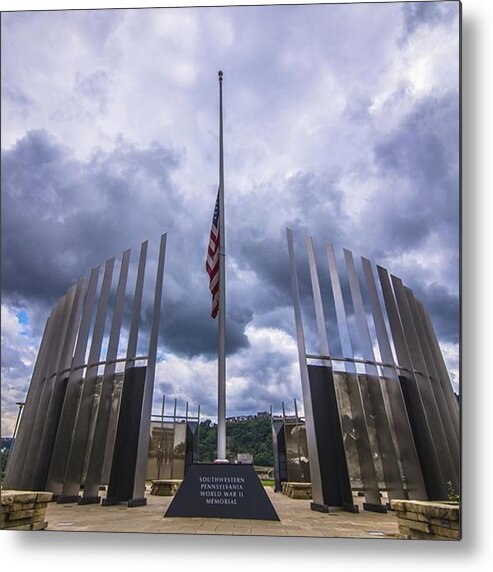 Bridge Metal Print featuring the photograph Pittsburgh War Memorial Just Outside by David Haskett II