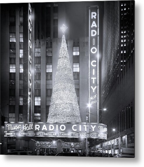 Radio City Music Hall Metal Print featuring the photograph A Radio City Christmas by Mark Andrew Thomas