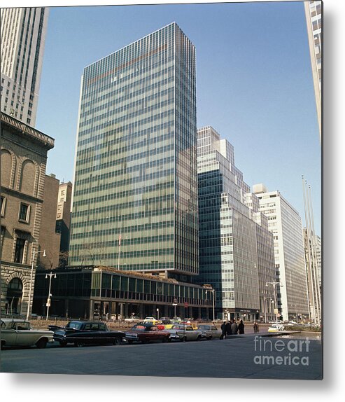 Lifestyles Metal Print featuring the photograph Lever House In Manhattan by Bettmann