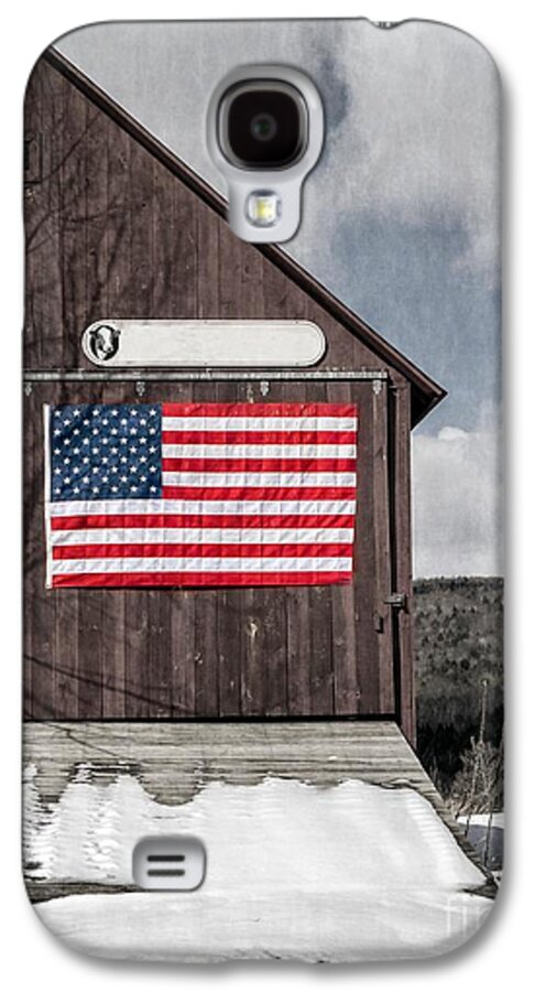 Americana Galaxy S4 Case featuring the photograph Americana Patriotic Barn by Edward Fielding