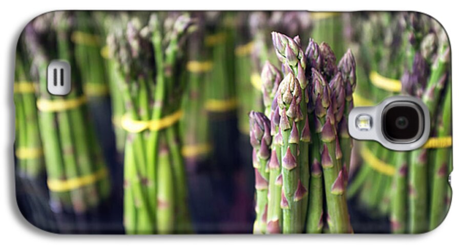 Farmers Market Galaxy S4 Case featuring the photograph Asparagus by Tanya Harrison