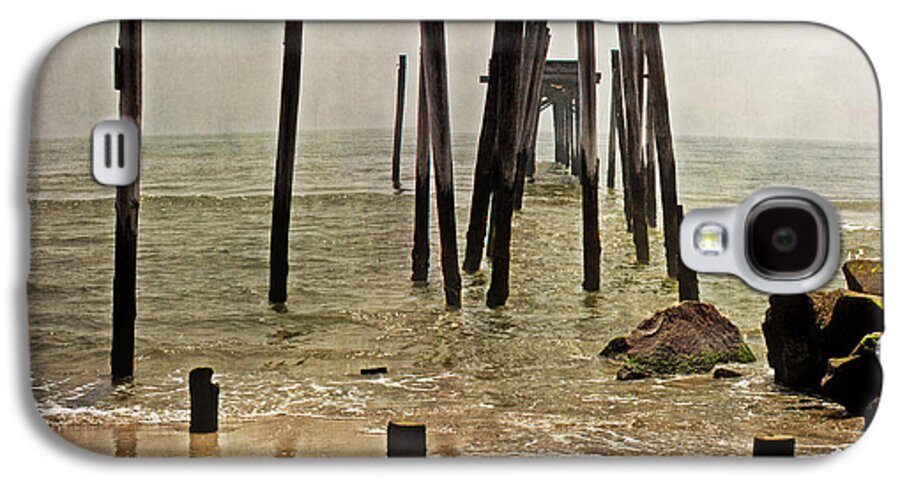 Ocean City Galaxy S4 Case featuring the photograph Before Sandy by Tom Gari Gallery-Three-Photography