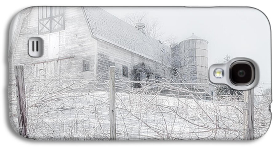Bucolic Galaxy S4 Case featuring the photograph Ghost Barn by Bill Wakeley