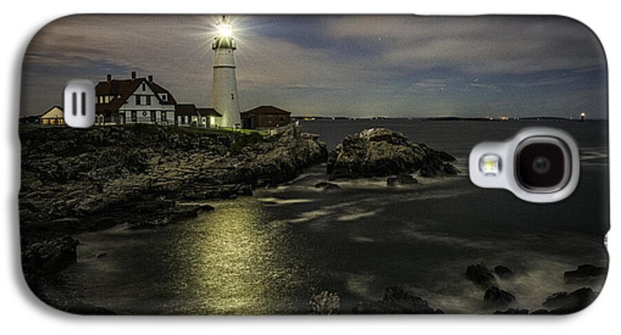 Lighthouse Galaxy S4 Case featuring the photograph Head Light by Night by Donald Brown
