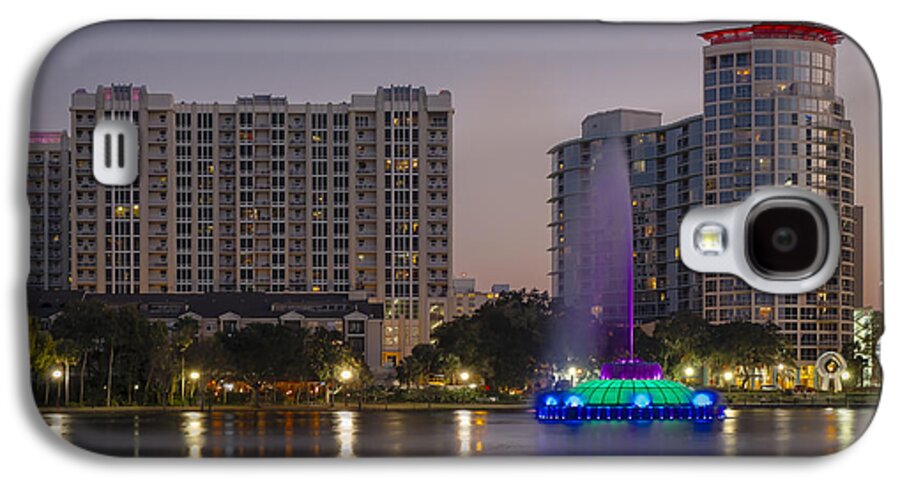 Orlando Galaxy S4 Case featuring the photograph Lake Eola Memorial Water Fountain by Susan Candelario