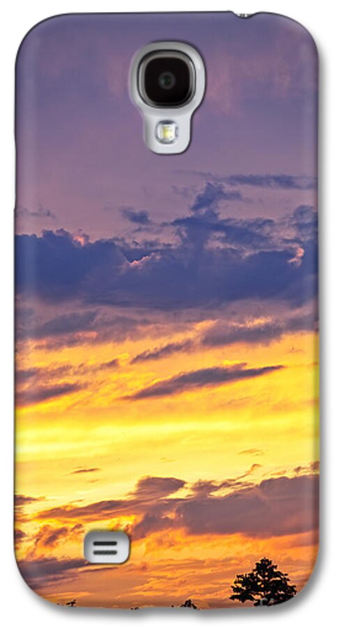 Sunset Galaxy S4 Case featuring the photograph Spectacular sunset by Elena Elisseeva
