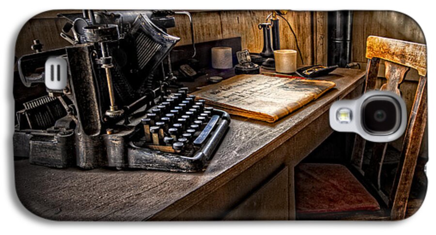 Appalachia Galaxy S4 Case featuring the photograph The Writer's Desk by Debra and Dave Vanderlaan