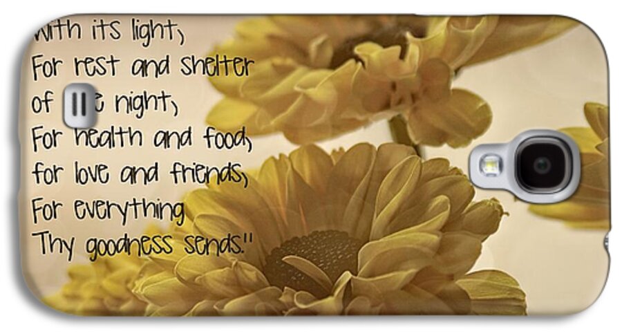 Yellow Flowers Close Galaxy S4 Case featuring the photograph Thoughts Of Gratitude by Peggy Hughes