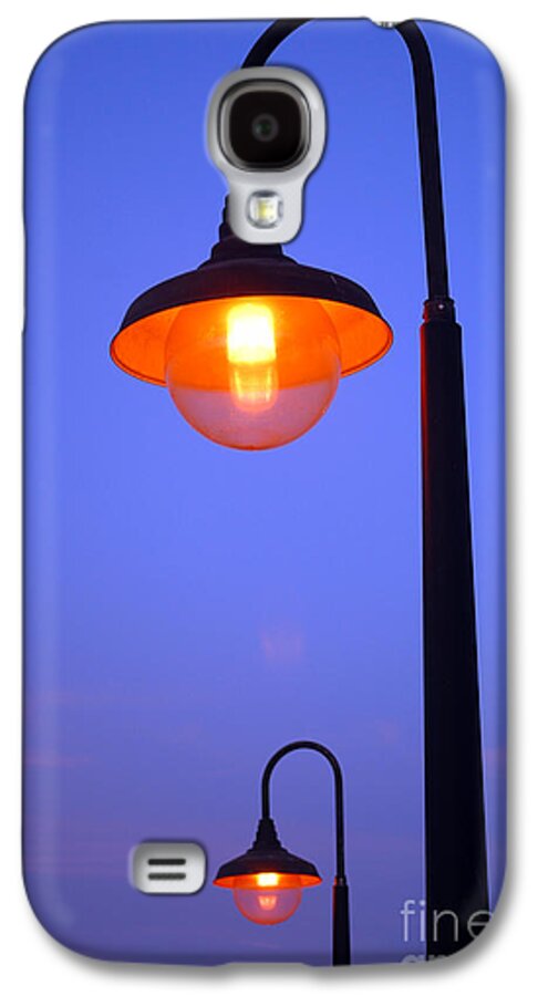 Santa Cruz Galaxy S4 Case featuring the photograph Vibrant Contrast by Debra Thompson