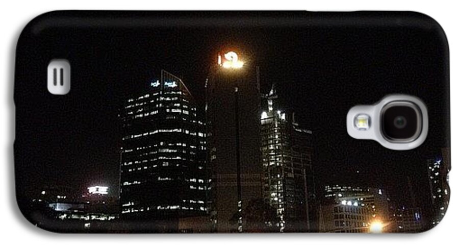 Photooftheday Galaxy S4 Case featuring the photograph Brisbane Moon by Cameron Bentley