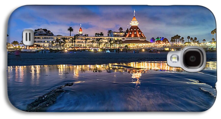 Hotel Del Coronado Galaxy S4 Case featuring the photograph High Tide by Dan McGeorge