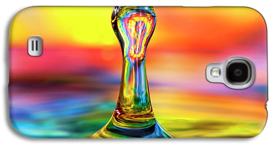 Waterdrop Galaxy S4 Case featuring the photograph Tie Dye Water Drop by Darren Fisher