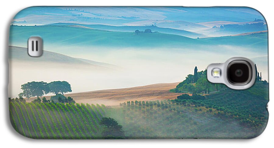 Europe Galaxy S4 Case featuring the photograph Fog in Tuscan Valley by Inge Johnsson