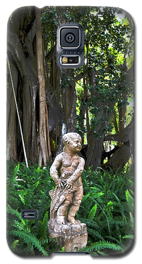 Garden Galaxy S5 Case featuring the photograph Twilight in the garden #1 by Timothy Lowry