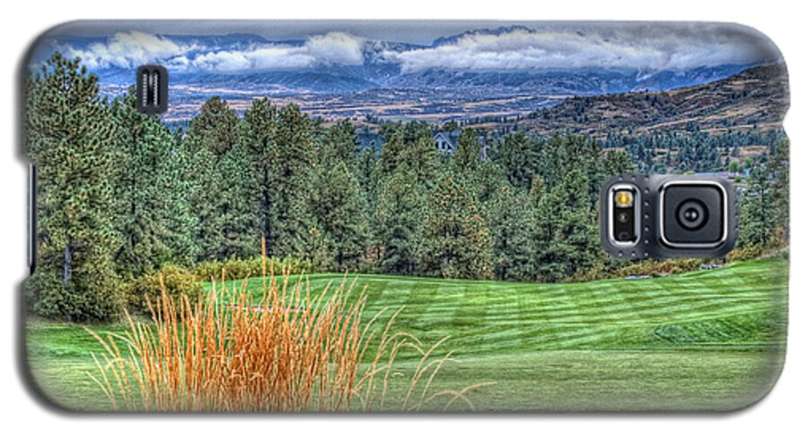 The Ridge Golf Course Galaxy S5 Case featuring the photograph 18th at The Ridge by Ron White
