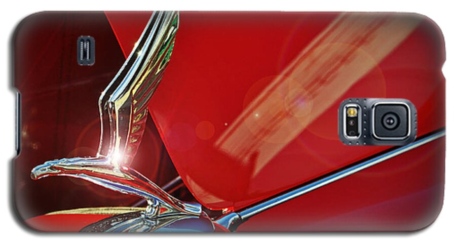 Classic Car Galaxy S5 Case featuring the photograph 1933 Chevrolet Hood Ornament by Jeanne May