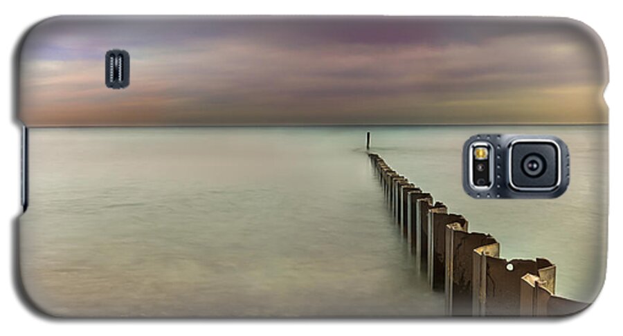 Lake Michigan Galaxy S5 Case featuring the photograph Breakwater #5 by Peter Lakomy