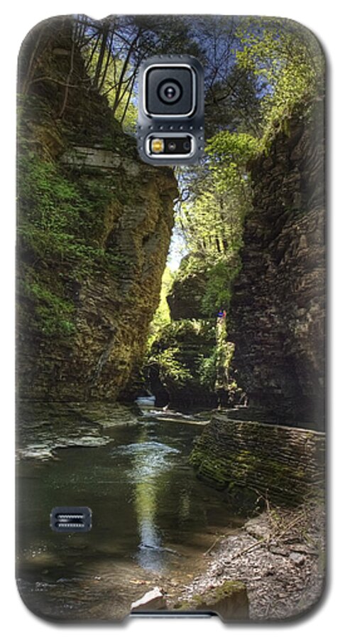 Watkins Glen Galaxy S5 Case featuring the photograph A Moment of Stillness by Joshua House