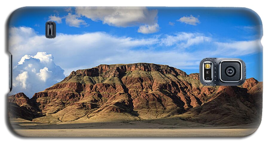 110325 Sossusvlei Vacation Galaxy S5 Case featuring the photograph Aferican Grass and Mountain in Sossusvlei by Gregory Daley MPSA