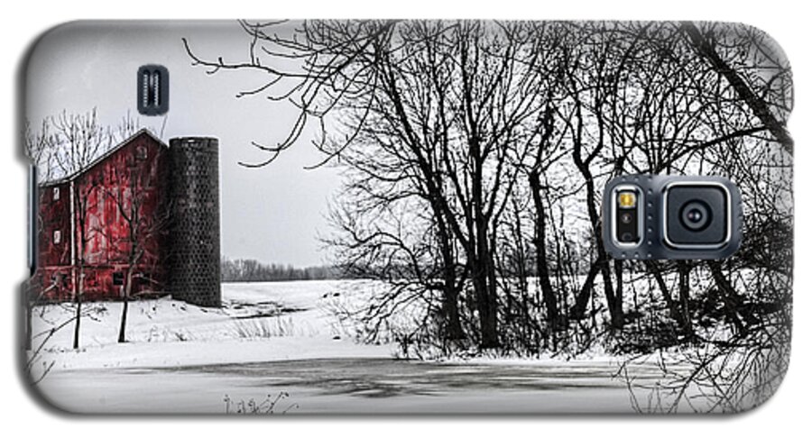 Evie Galaxy S5 Case featuring the photograph Alpine Barn Michigan by Evie Carrier