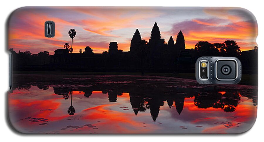 Angkor Wat Galaxy S5 Case featuring the photograph Angkor Wat Sunrise by Alexey Stiop